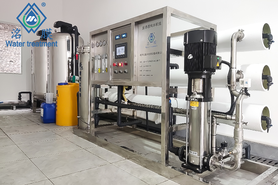 重慶市萬(wàn)州區(qū) 5T/H純水反滲透設(shè)備
